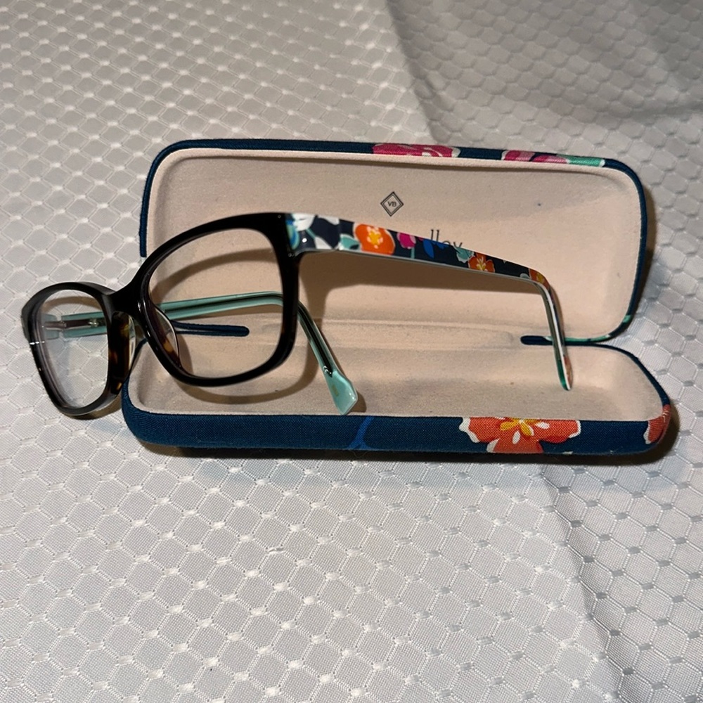 NEW! Kids Size 49-15-125 Santiago Floral Navy, Vera Bradley. NEVER WORN!